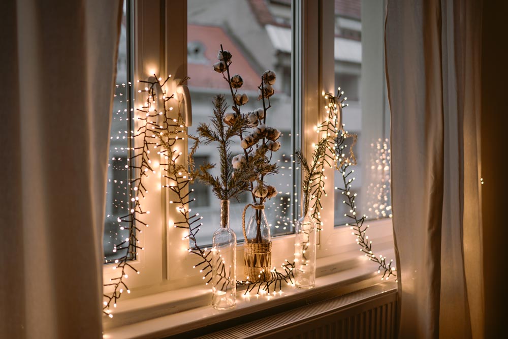 Не забудьте украсить подоконник