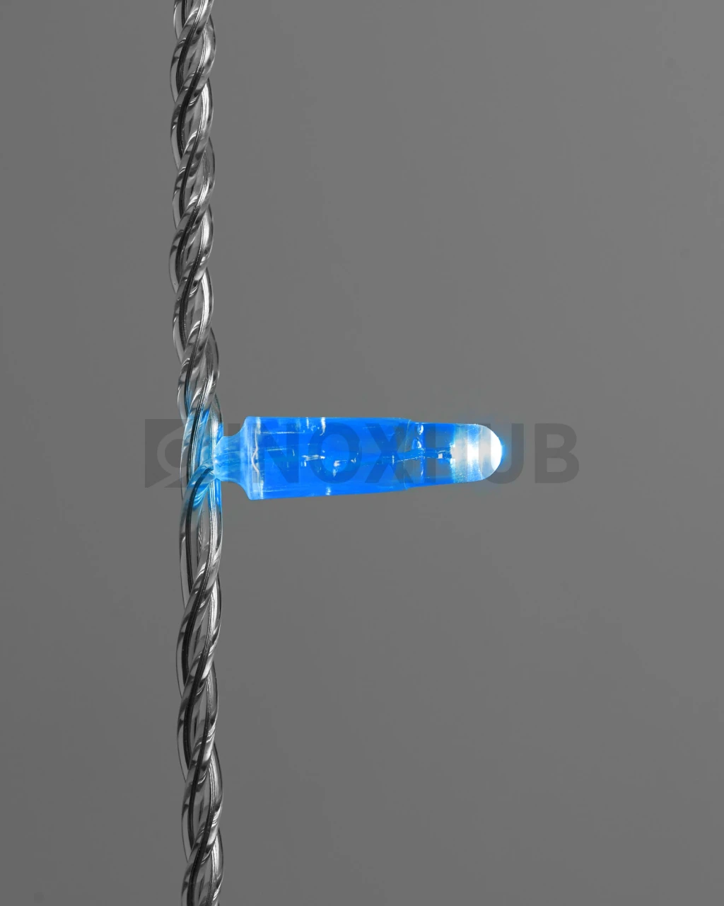 Светодиодная гирлянда INOXHUB Нить 10м, 100 LED, соединяемая, с мерцанием, 220В, IP65, прозрачный провод, СИНЯЯ фото Иноксхаб