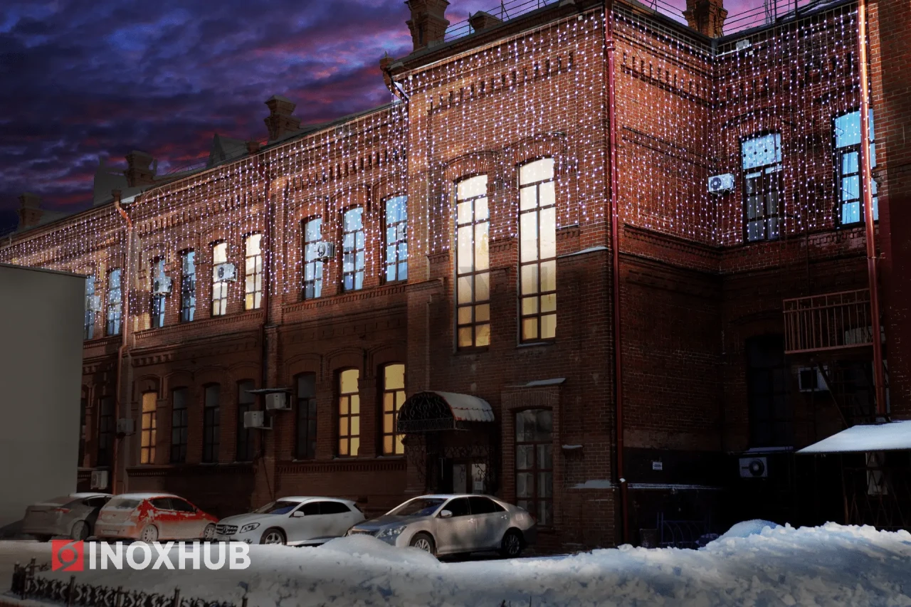 Гирлянда Занавес INOXHUB 2×3м, 600 LED, 220В, IP65, прозрачный провод, БЕЛЫЙ фото Иноксхаб